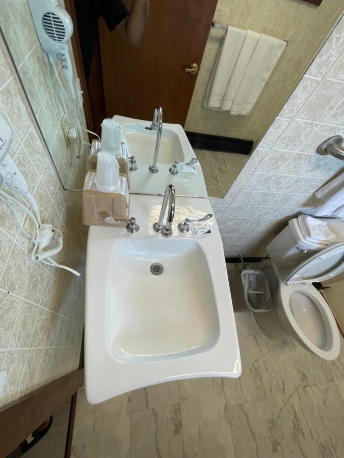 Belmont Motel Skowhegan Buitenkant foto